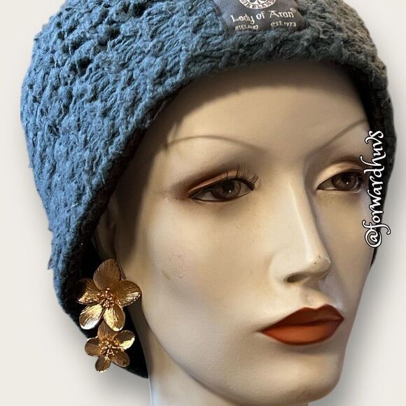 Bundle Sale 3 for $15 | Tiered Gold Tone Flower Earrings - Picture 3 of 9